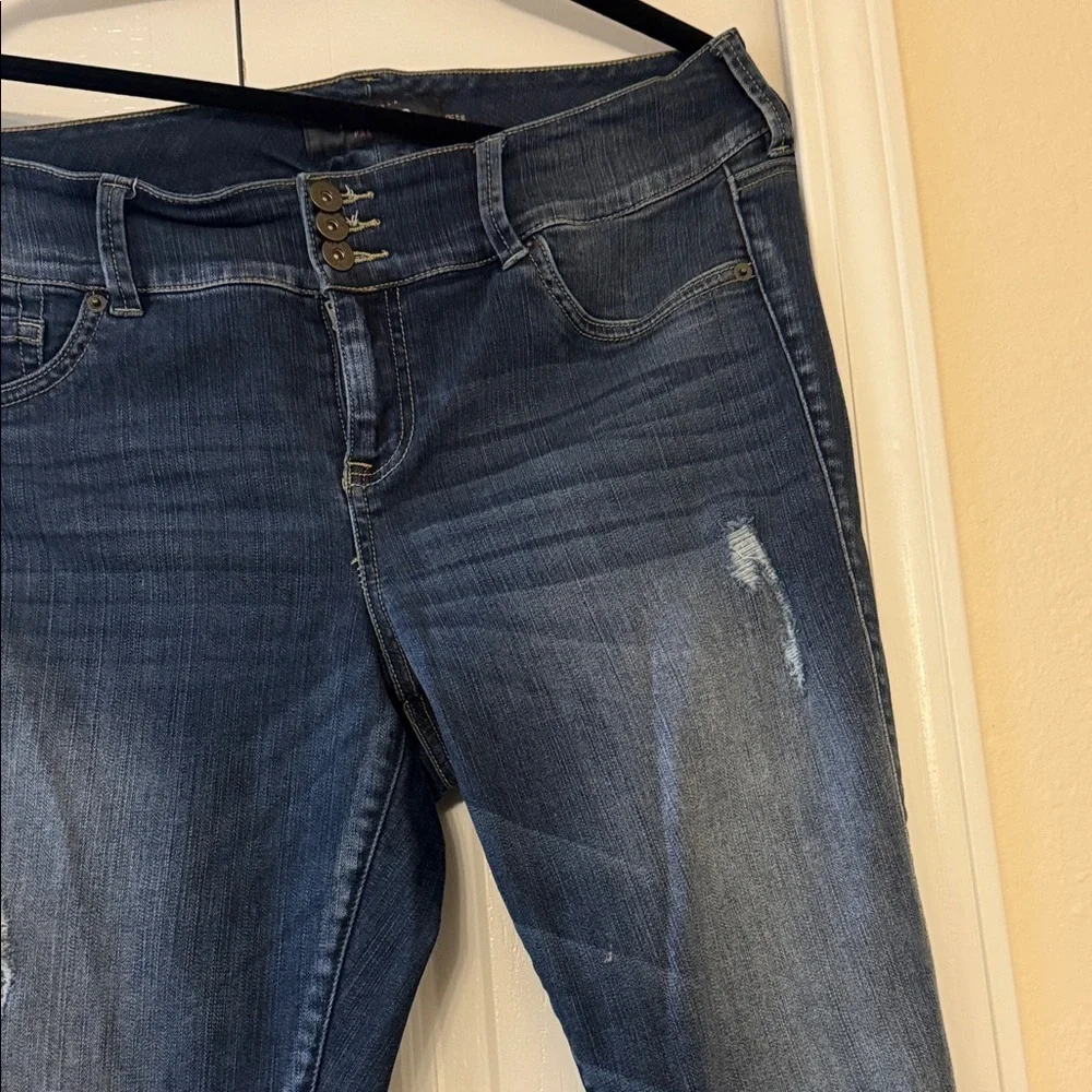 Torrid jegging Dark Wash Distressed Jeans - Blue